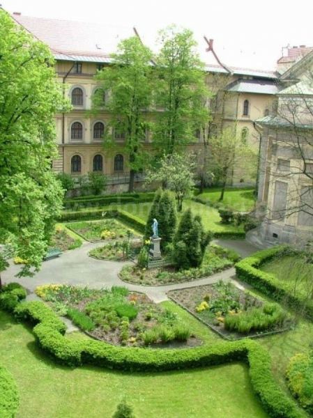 Dom Pomocy Społecznej im. L.A. Helclów