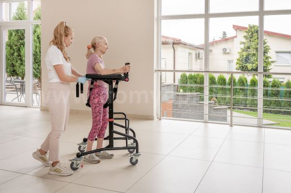 Comfort Life Ujazd Ośrodek rehabilitacji z opieką 24h  blisko Łodzi i Warszawy
